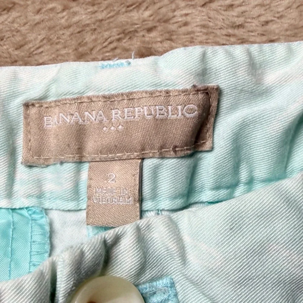 Banana Republic Womens Starfish Print Chino Shorts Size 2 Coastal Nautical